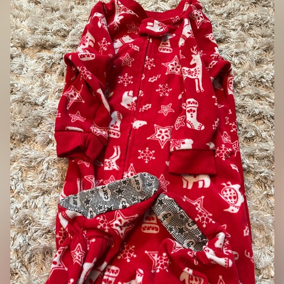 9 Carters Footie Pajamas - Picture 14 of 16